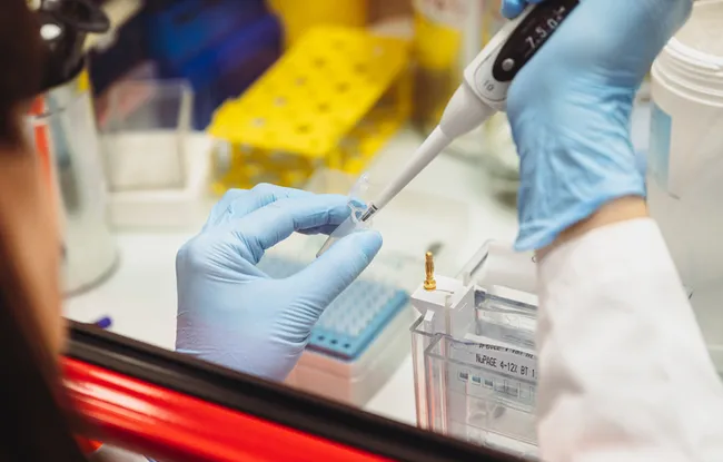 Cancer pédiatrique : l’origine du médulloblastome détectée, un espoir renforcé